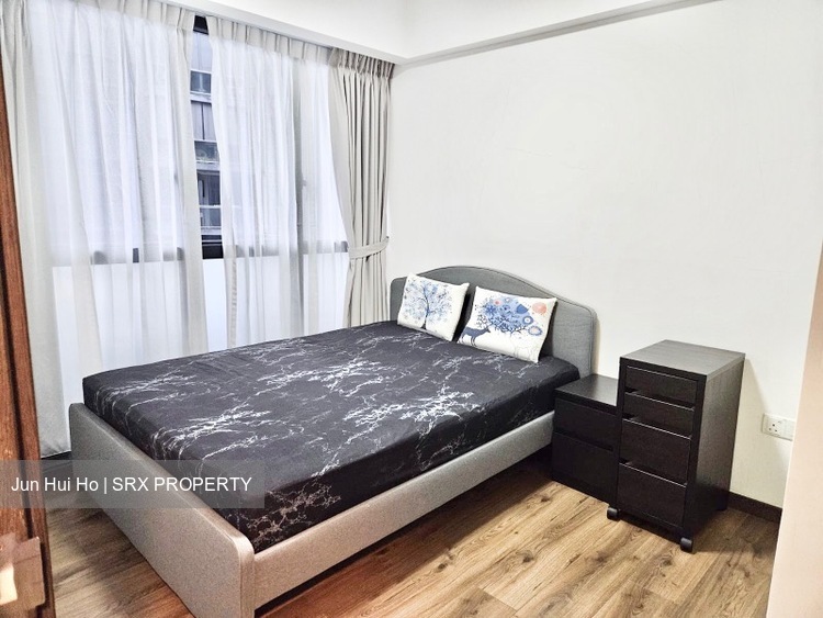 Lake Grande (D22), Condominium #558090281